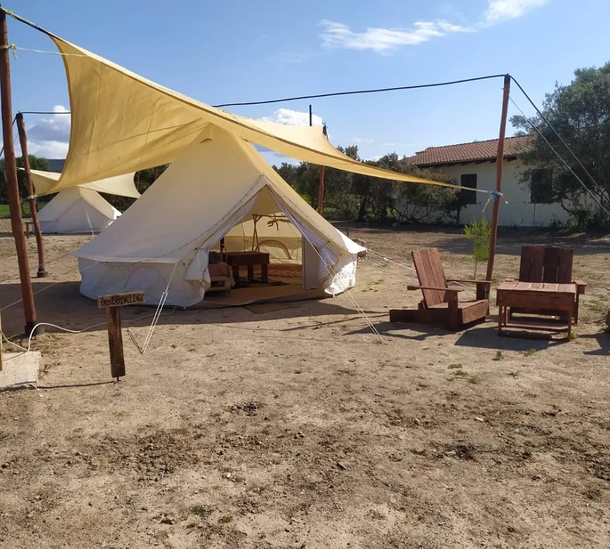 Camping B&B La Contea SantʼAnna Arresi キャンプ場