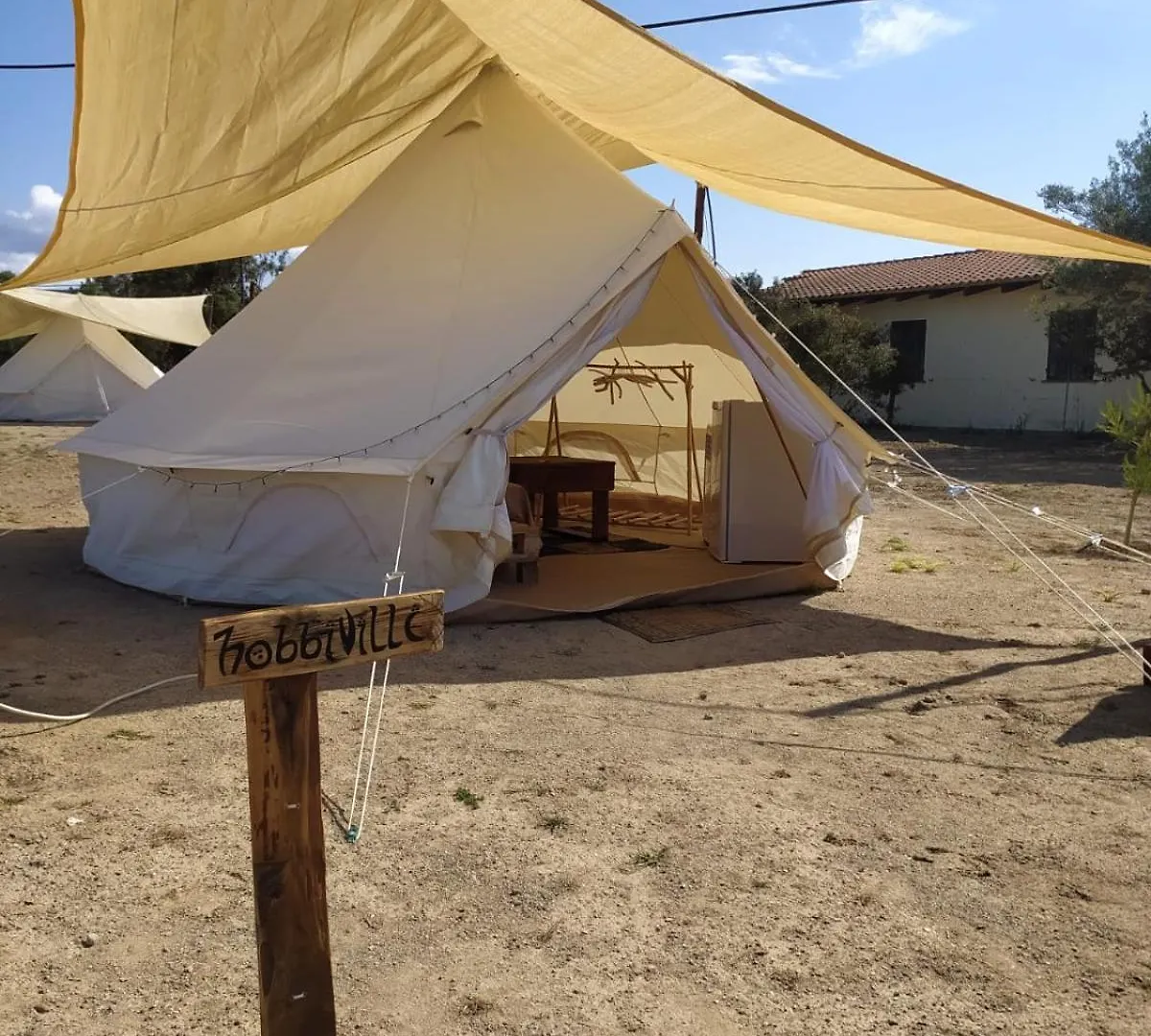 Camping B&B La Contea 산타나아레시