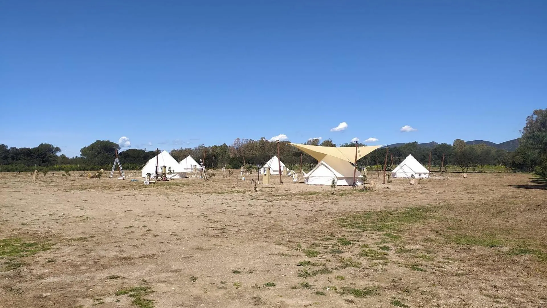 Camping B&B La Contea 산타나아레시 이탈리아